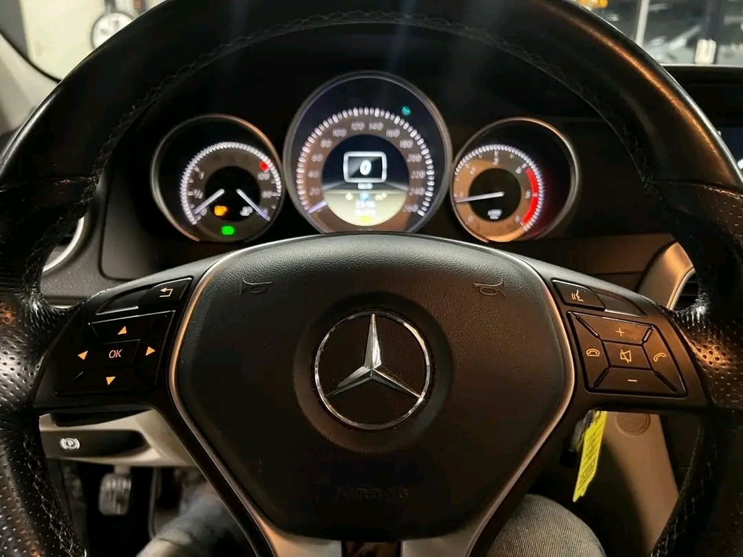 Mercedes-Benz C180