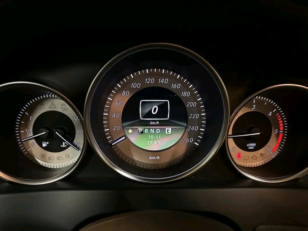 Mercedes-Benz C200