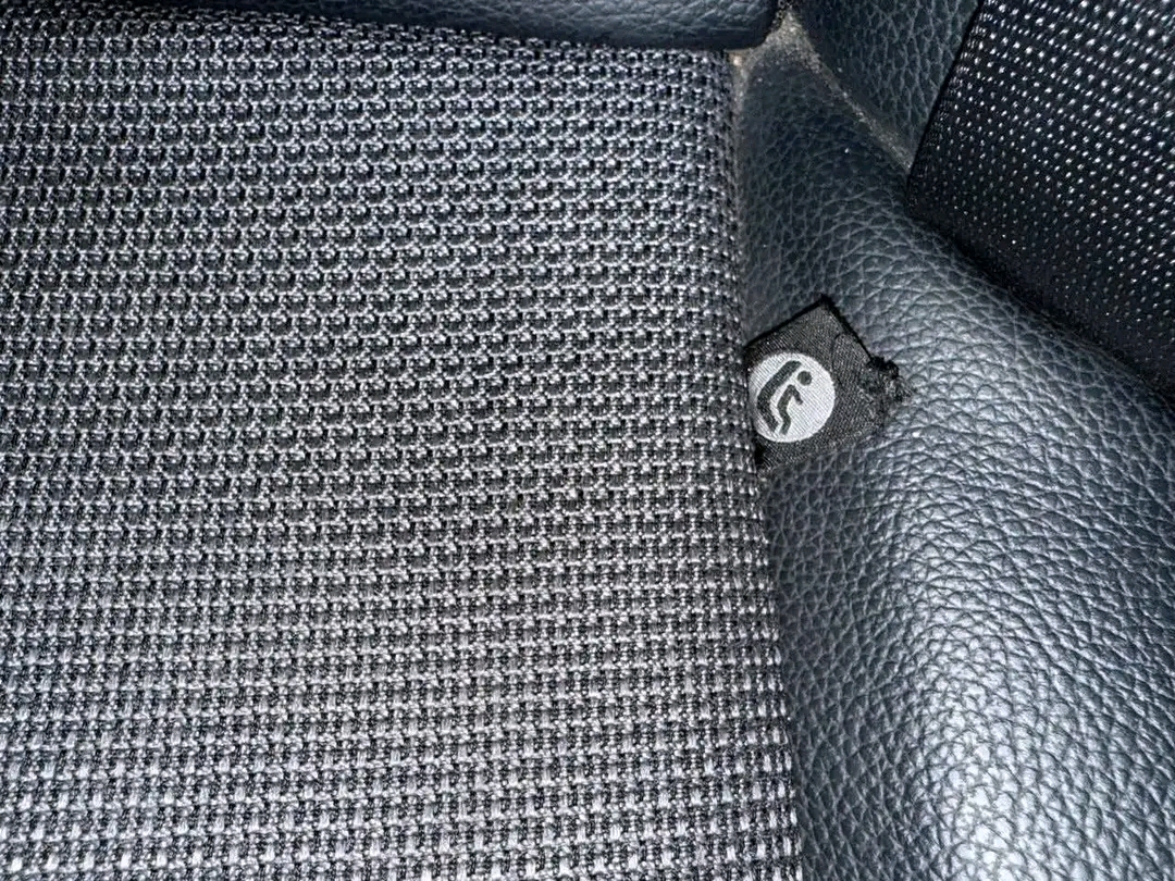 Mercedes-Benz C220