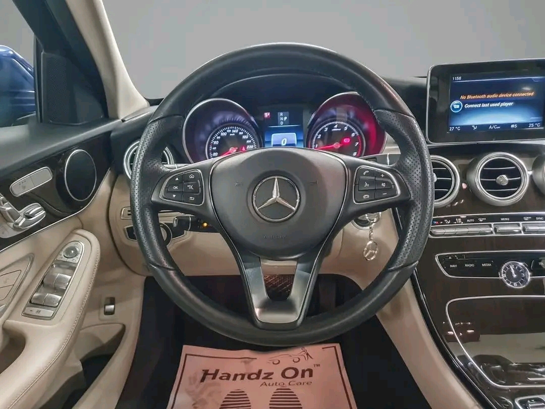Mercedes-Benz C200