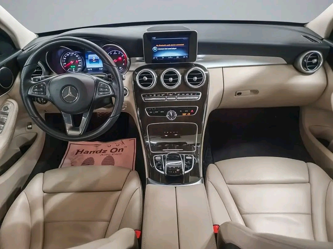 Mercedes-Benz C200