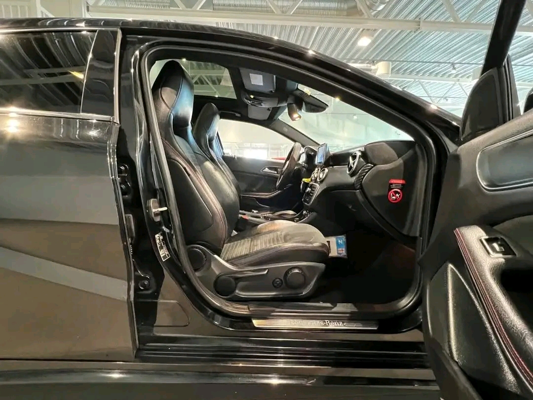 Mercedes-Benz A250