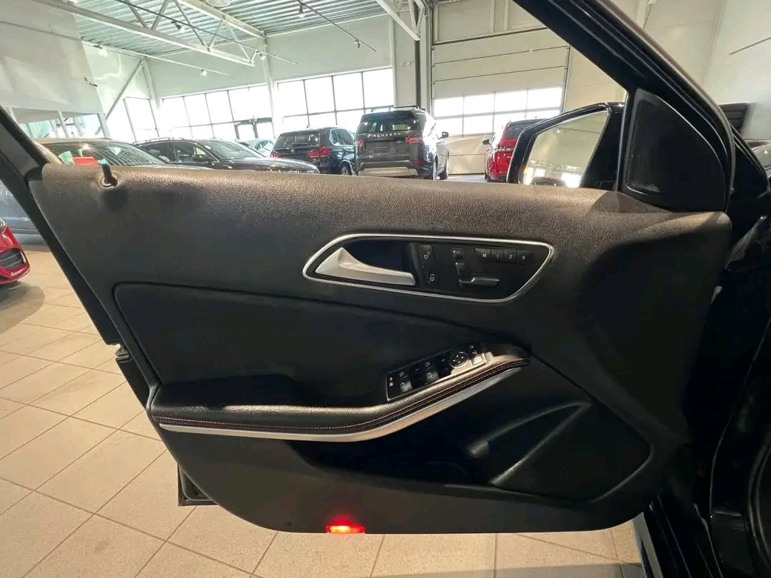 Mercedes-Benz A250