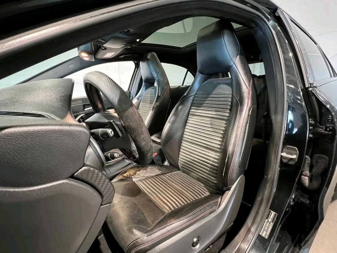 Mercedes-Benz A250