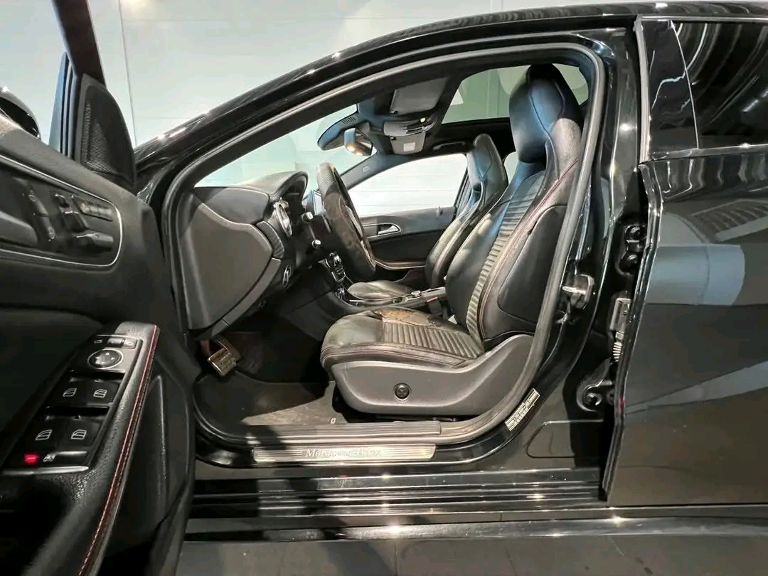 Mercedes-Benz A250