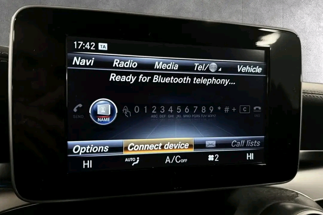 Mercedes-Benz C200