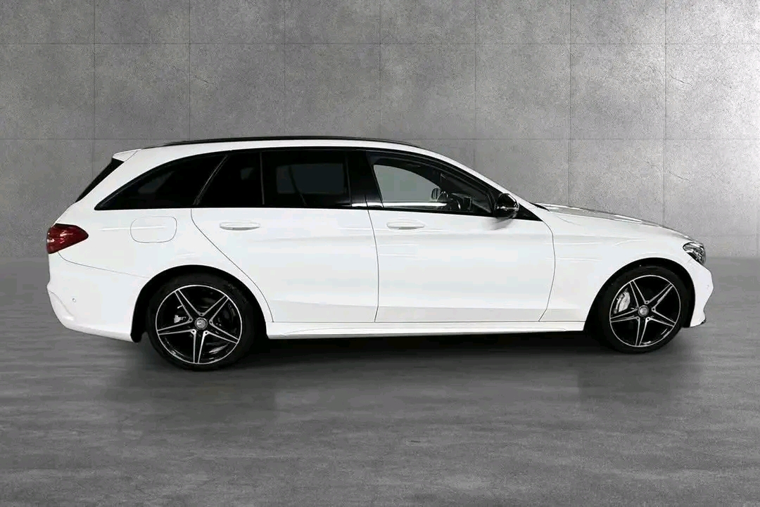 Mercedes-Benz C200