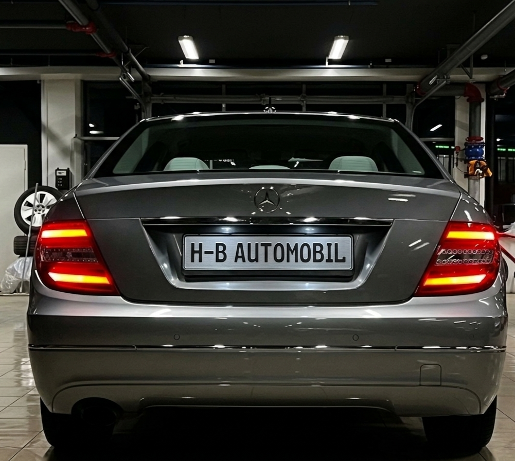 Mercedes-Benz C180