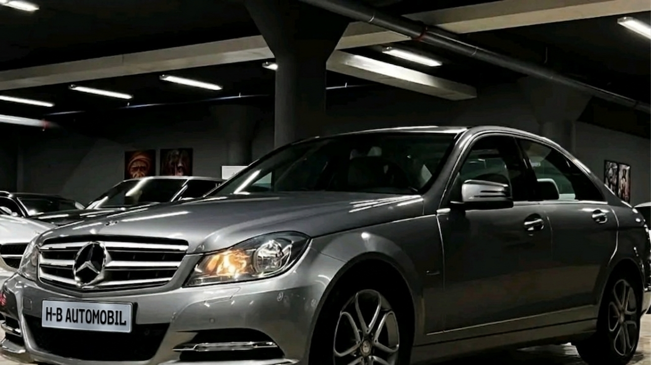 Mercedes-Benz C180