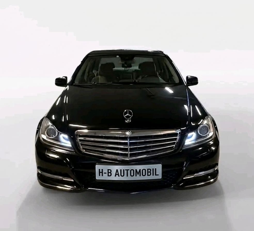 Mercedes-Benz C200