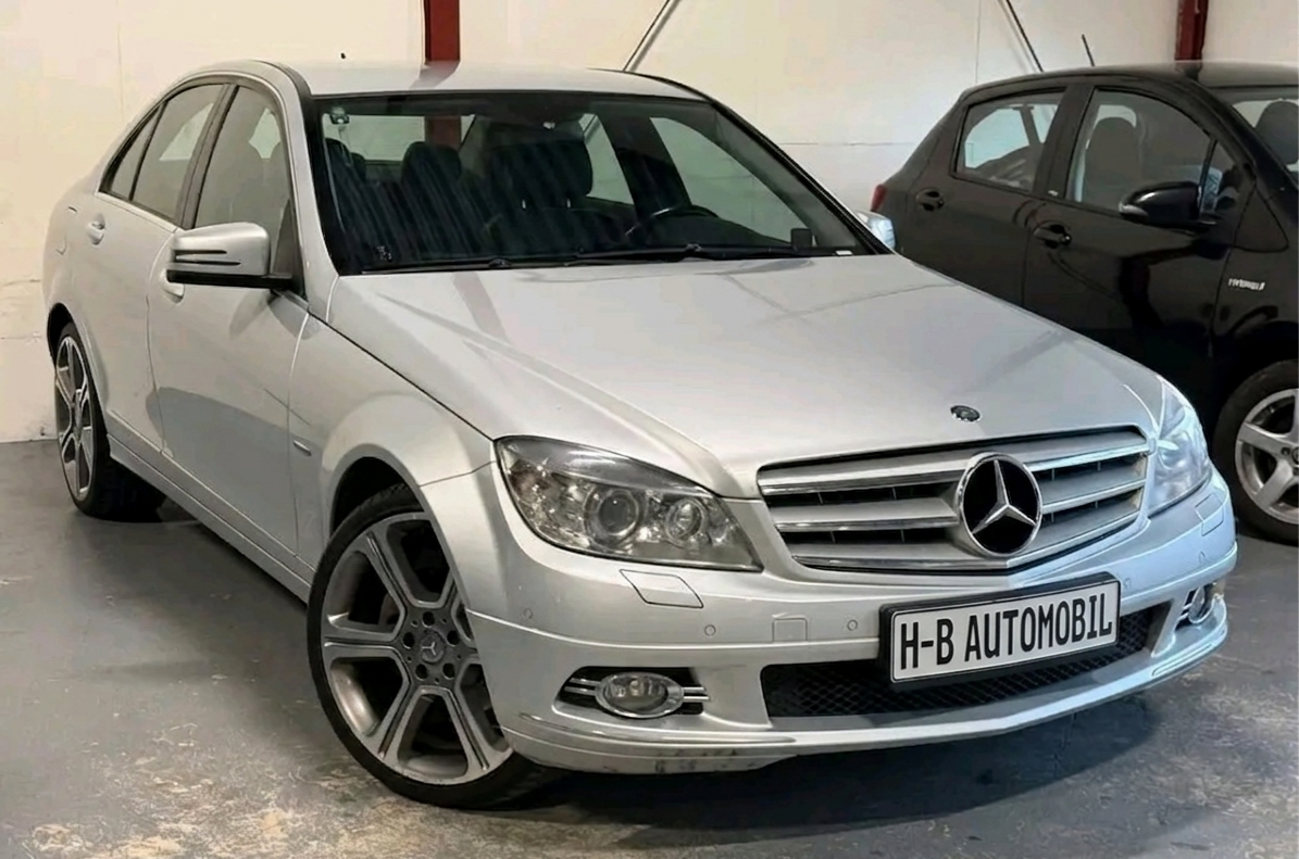 Mercedes-Benz C220