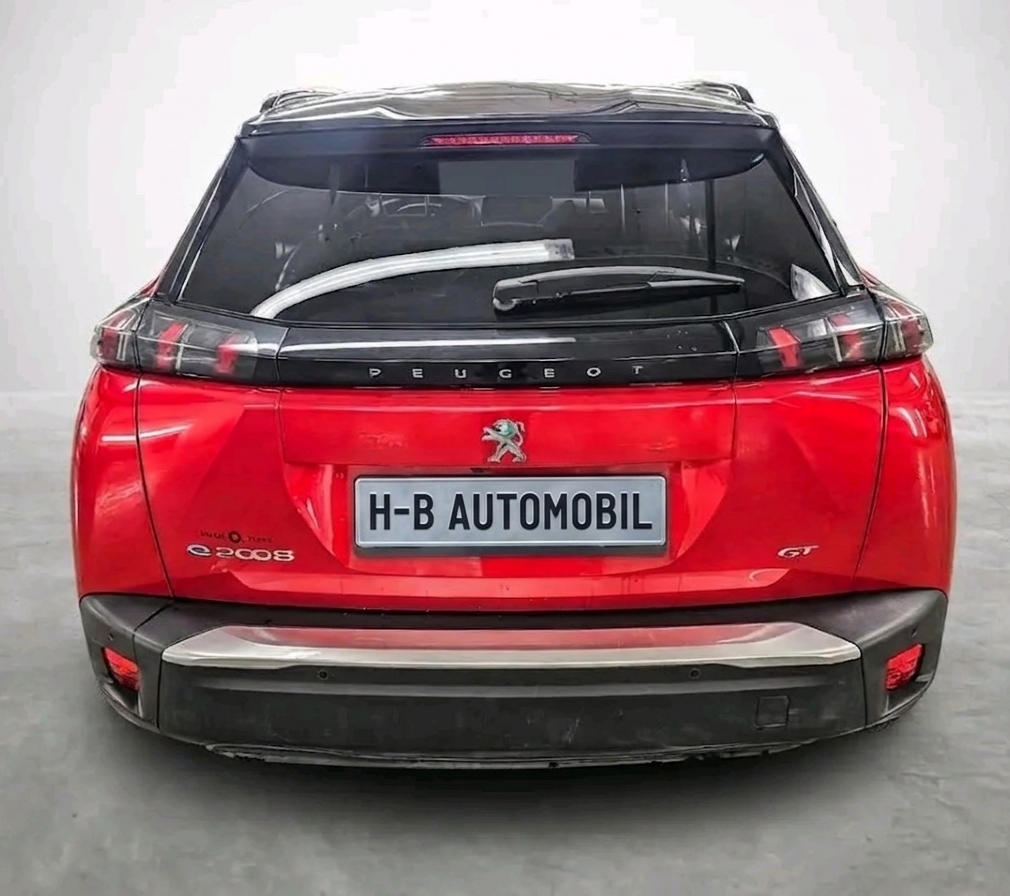 Peugeot e-2008 GT