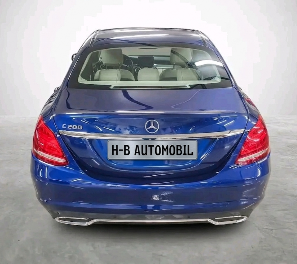 Mercedes-Benz C200