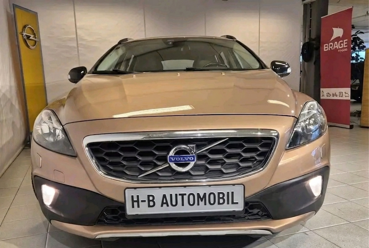 Volvo V40