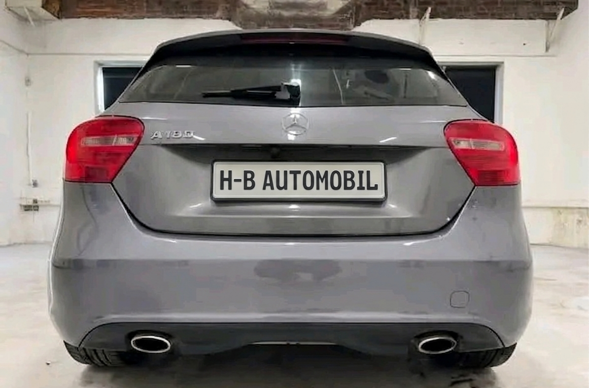 Mercedes-Benz A180
