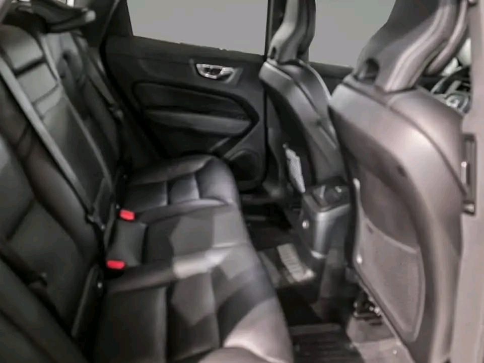Volvo XC60 T8