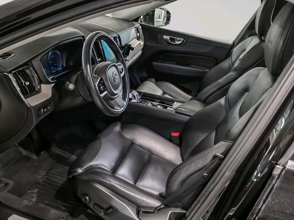 Volvo XC60 T8