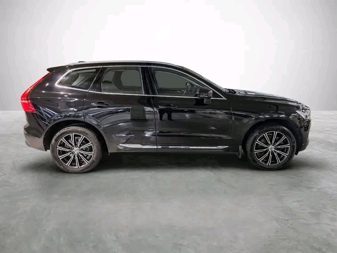 Volvo XC60 T8