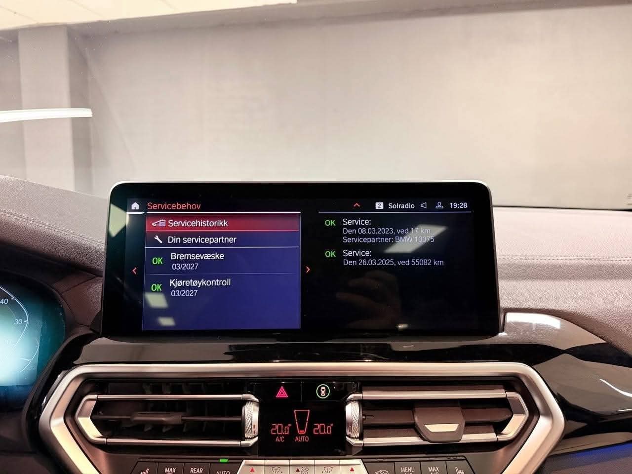 BMW iX3