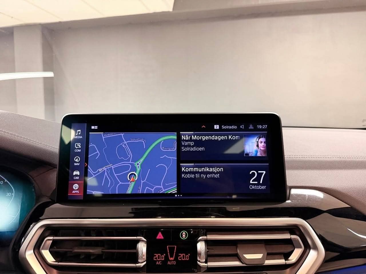 BMW iX3