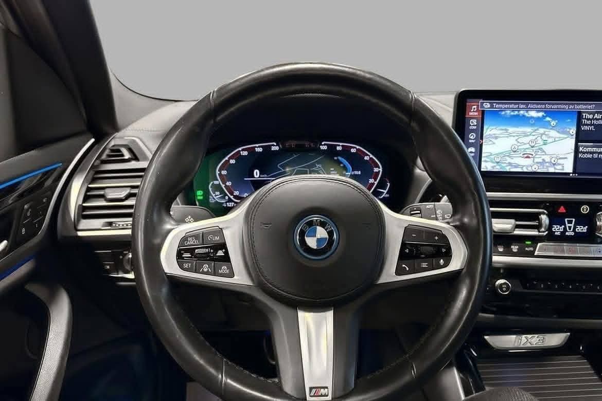 BMW iX3