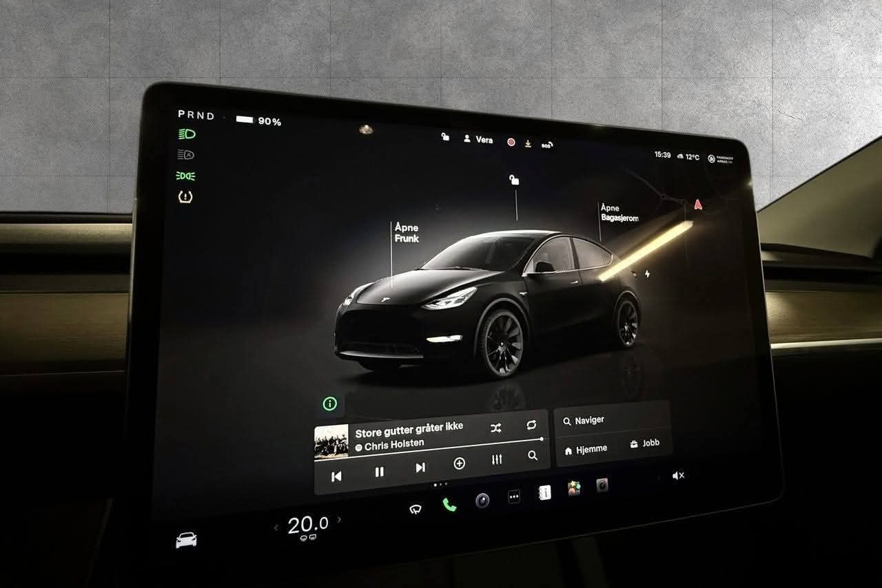 Tesla Model Y Long