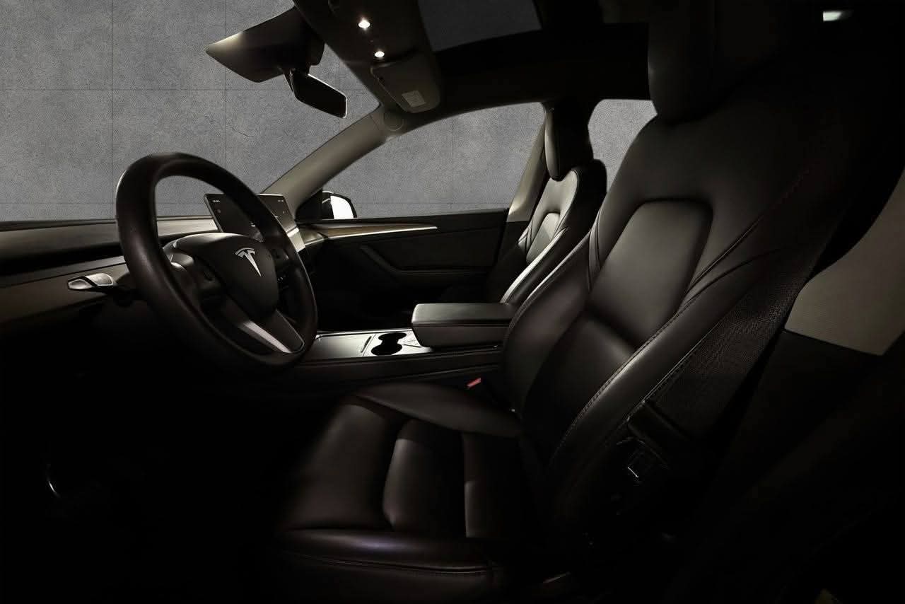 Tesla Model Y Long