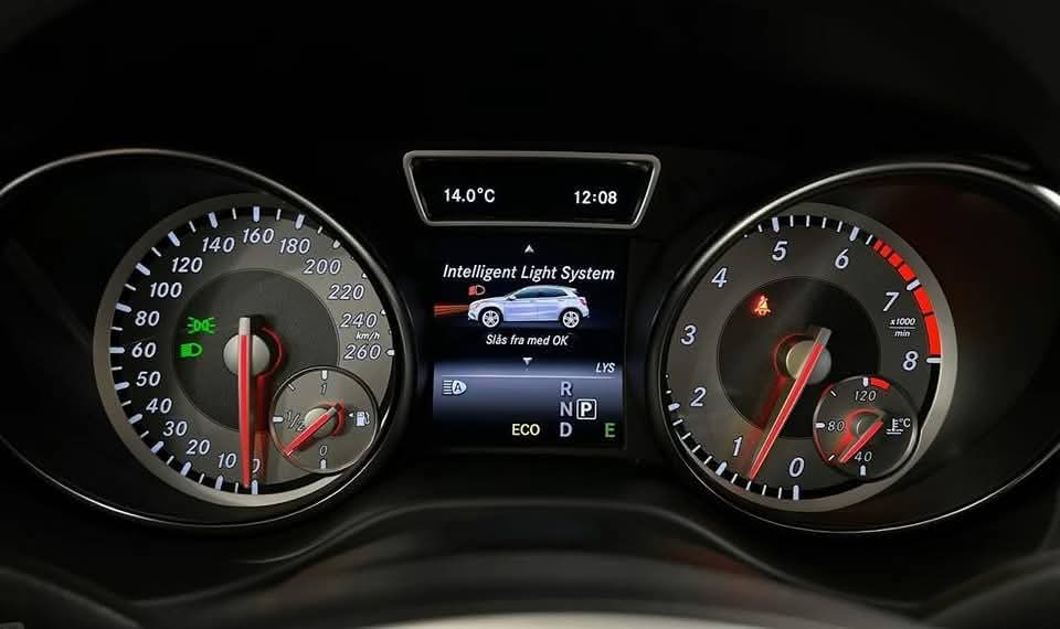 Mercedes-Benz GLA 250 4MATIC