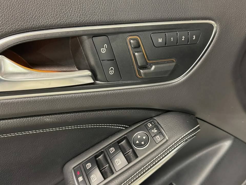Mercedes-Benz GLA 250 4MATIC