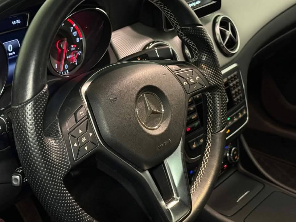 Mercedes-Benz GLA 250 4MATIC