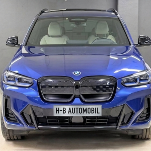 BMW iX3