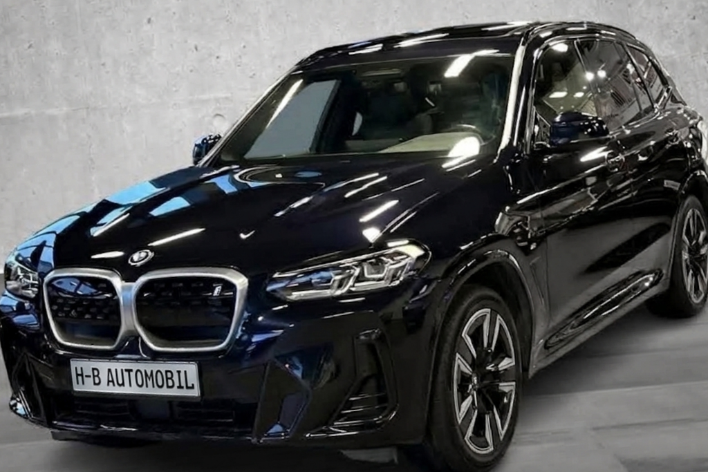 BMW iX3