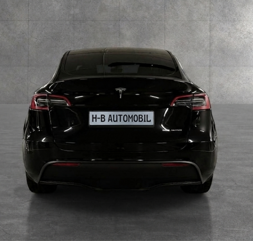 Tesla Model Y Long