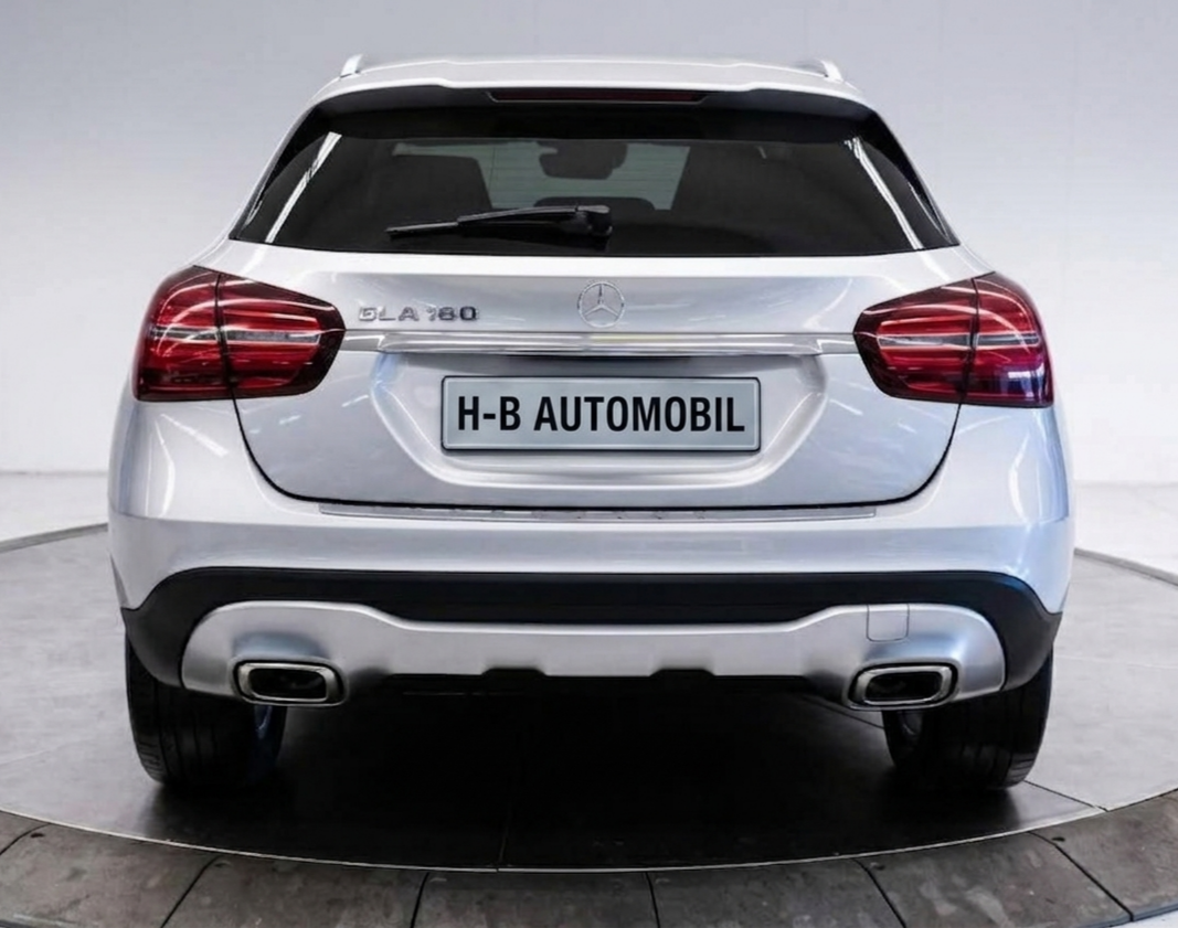 Mercedes-Benz GLA 180